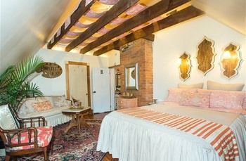 10 Clarke Couette-café 5*